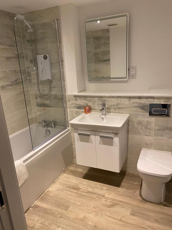 Water Walk Apartment เอดินบะระ ภายนอก รูปภาพ